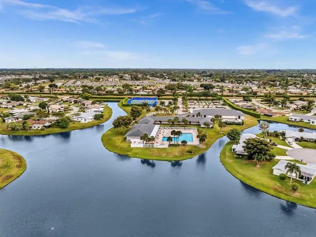 $395,000 | 6098 Stanley Lane, Delray Beach, FL 33484