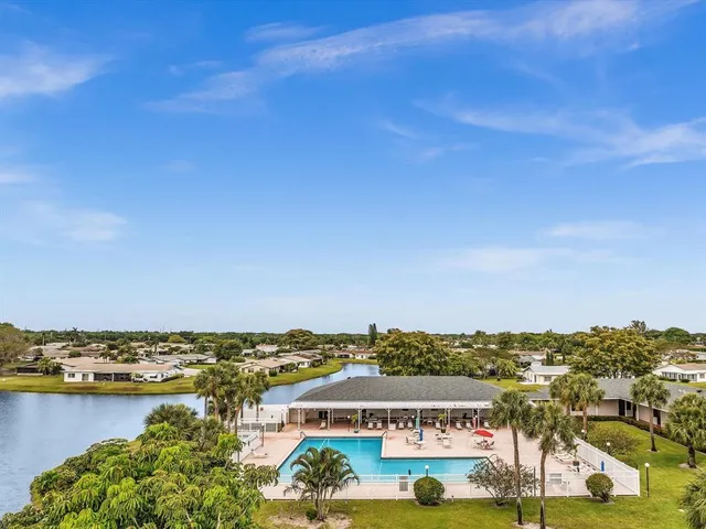 $395,000 | 6098 Stanley Lane, Delray Beach, FL 33484