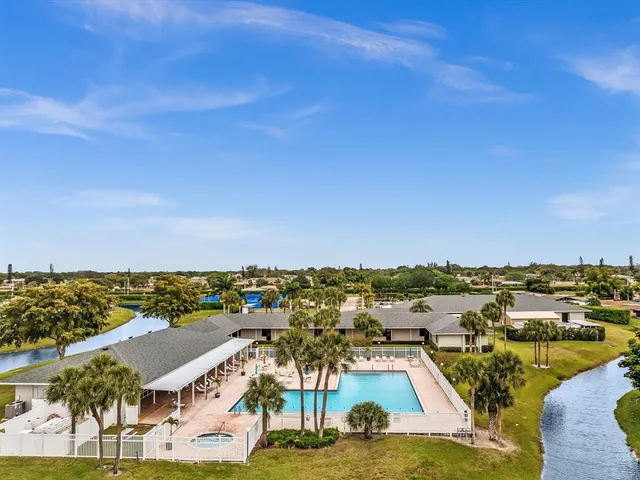 $395,000 | 6098 Stanley Lane, Delray Beach, FL 33484