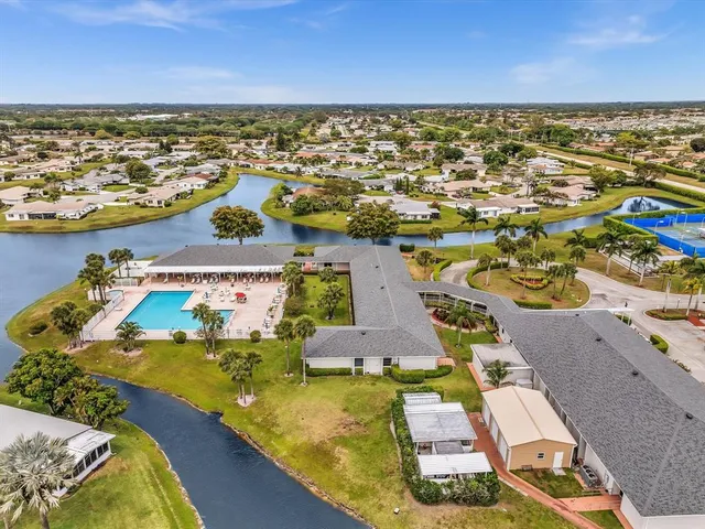 $395,000 | 6098 Stanley Lane, Delray Beach, FL 33484