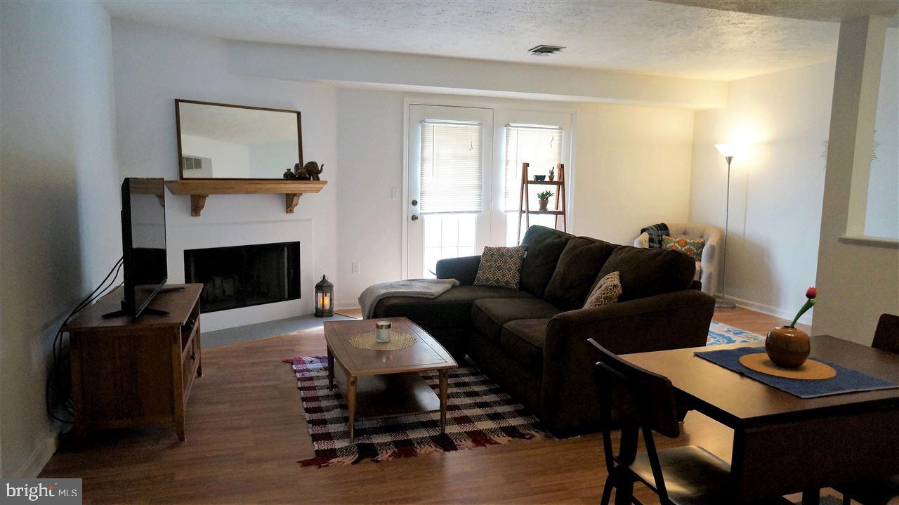 1932 Wexford Road Palmyra, PA 17078 - Photo 4 of 23 Gallery Image 4