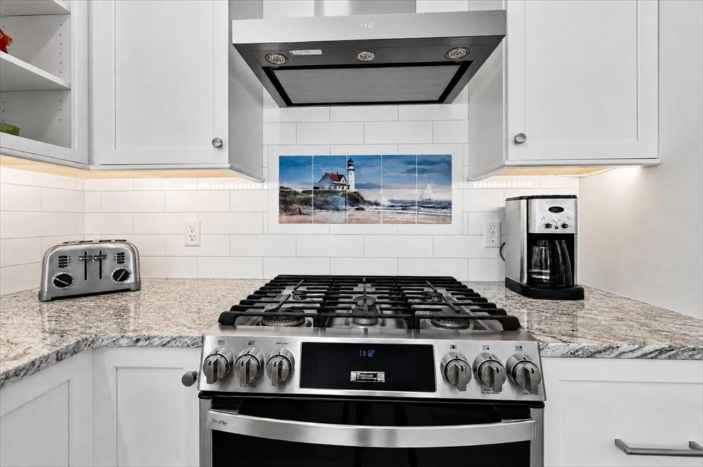 62 Gilson Road Scituate, MA 02066 - Photo 9 of 42 Gallery Image 9