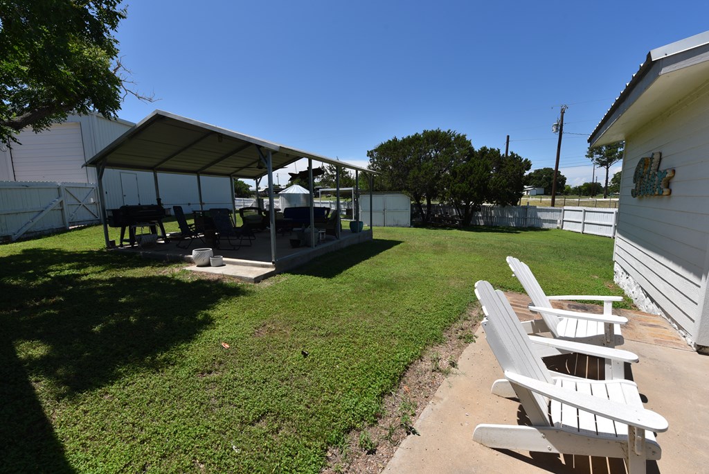 847 Ridgeway Tow, TX 78672 - Photo 18 of 37