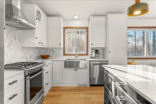 $550,000 | 14169 Homestead Avenue North, Hugo, MN 55038