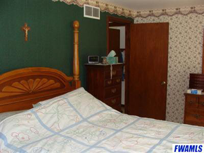 5003 Green Road New Haven, IN 46774 - Photo 10 of 25 Gallery Image 10