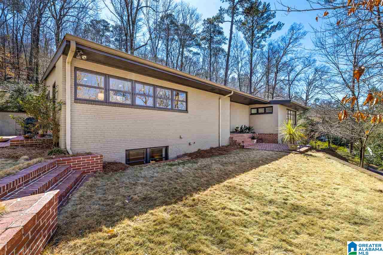 3114 Overbrook Road Birmingham, AL 35213 - Photo 2 of 48