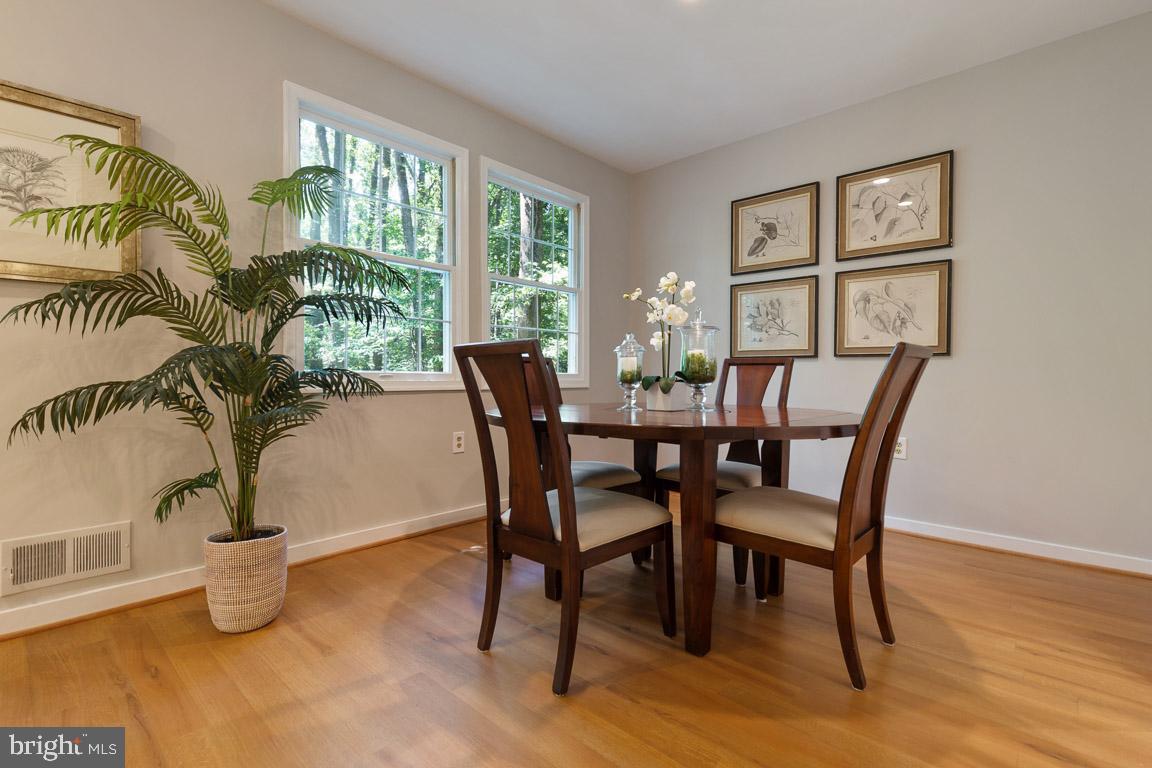 11715 Blue Smoke Trail Reston, VA 20191 - Photo 7 of 37 Spacious dining room