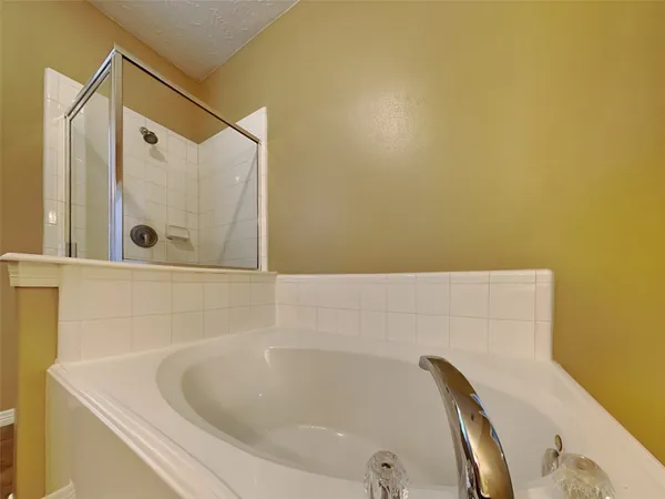$2,035 | 2315 Perkins Crossing Drive, Conroe, TX 77304