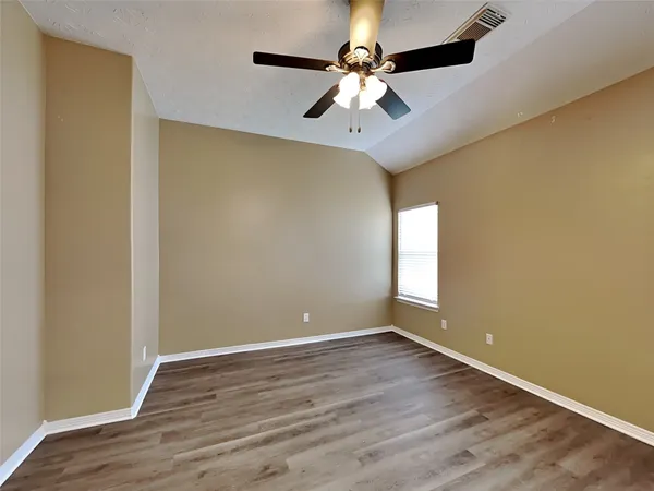 $2,035 | 2315 Perkins Crossing Drive, Conroe, TX 77304