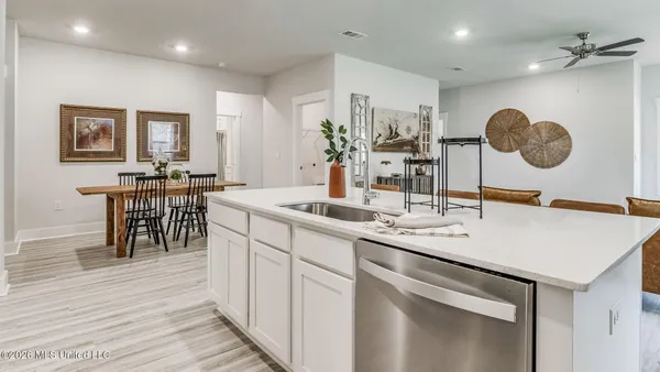 $357,400 | 408 Piney Drive, Pearl, MS 39208