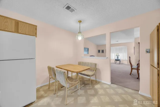 $388,000 | 7 Gatley Close, Freehold, NJ 07728