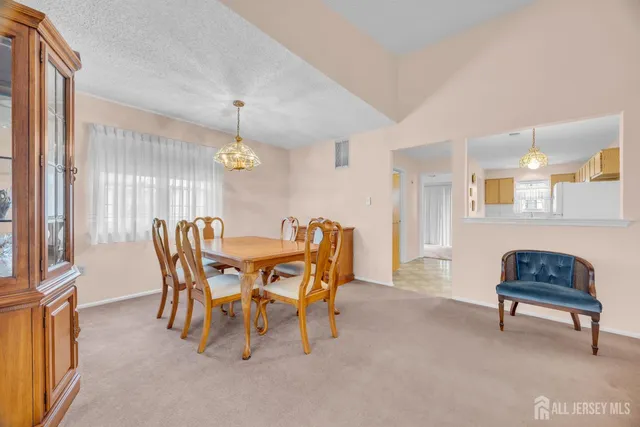 $388,000 | 7 Gatley Close, Freehold, NJ 07728