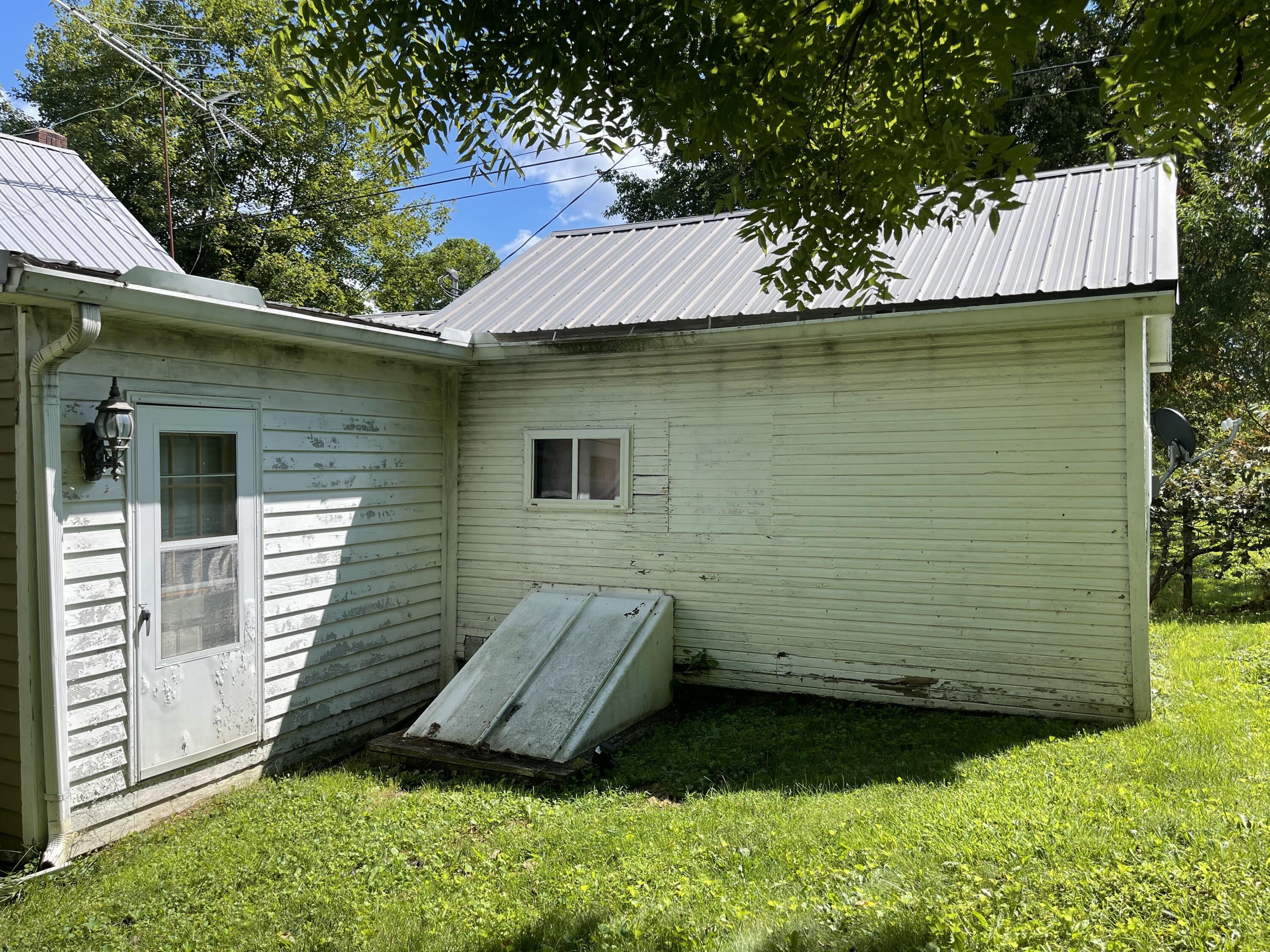 970 Cove Road Jackson, OH 45640 - Photo 48 of 59 IMG_0995