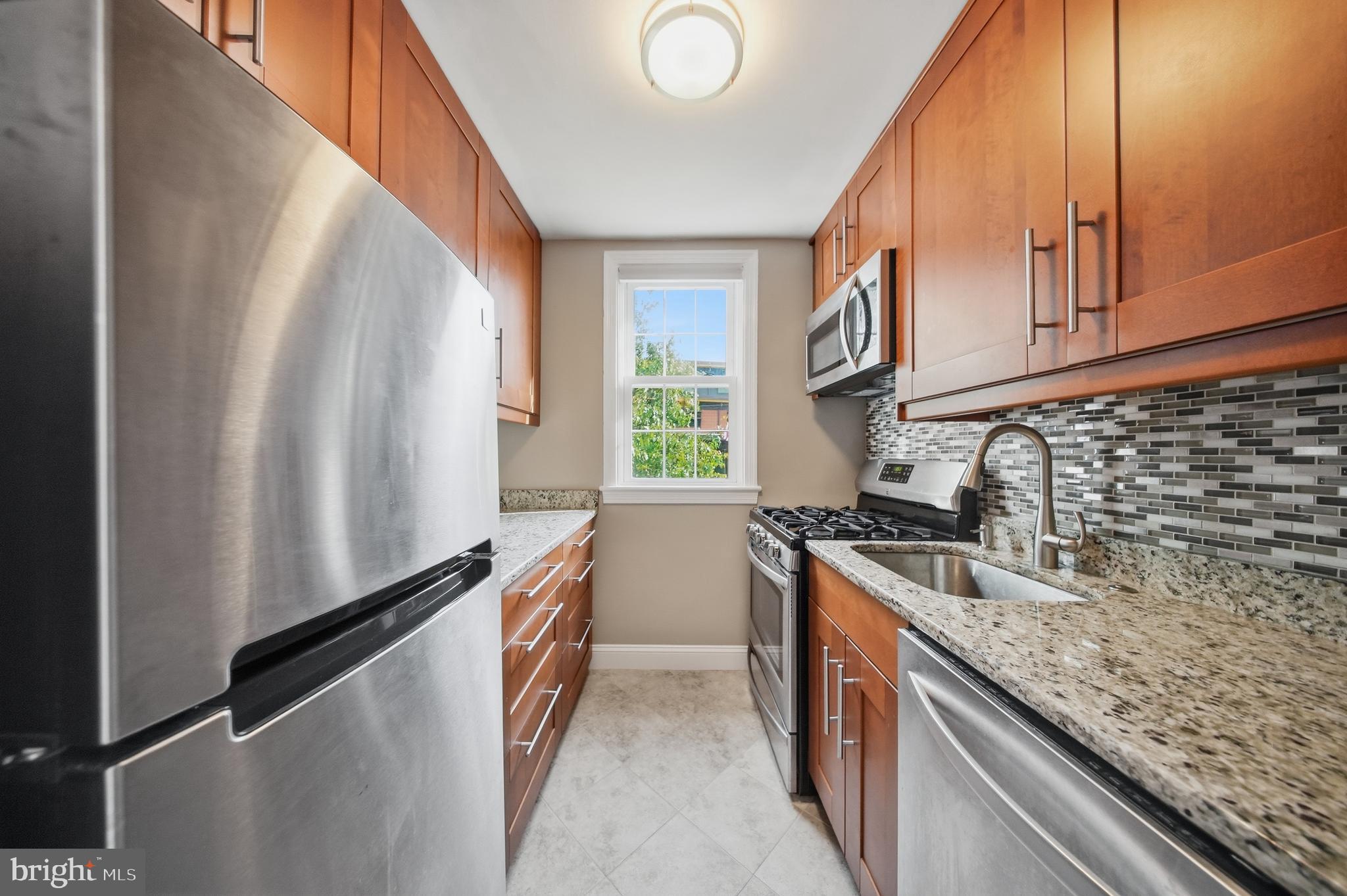 26 South Old Glebe Road, Unit 203B Arlington, VA 22204 - Photo 11 of 30 Gallery Image 11