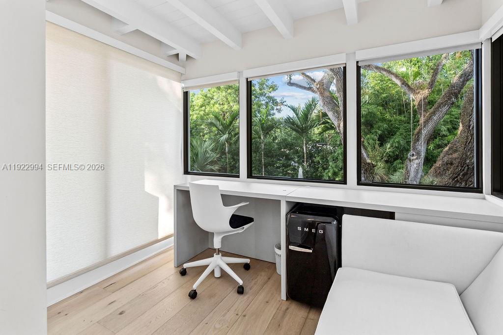 4095 Battersea Road Miami, FL 33133 - Photo 39 of 53 Treetop Office Retreat
