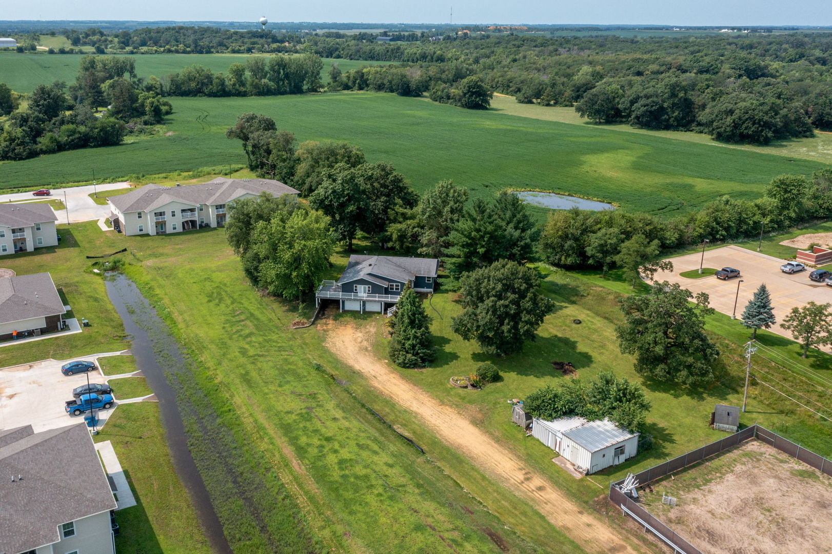 1527 11th Street Dewitt, IA 52742 - Photo 2 of 46