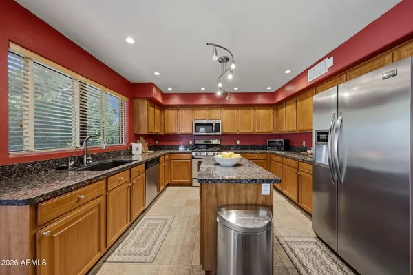 $725,000 | 20465 North 17th Way, Phoenix, AZ 85024