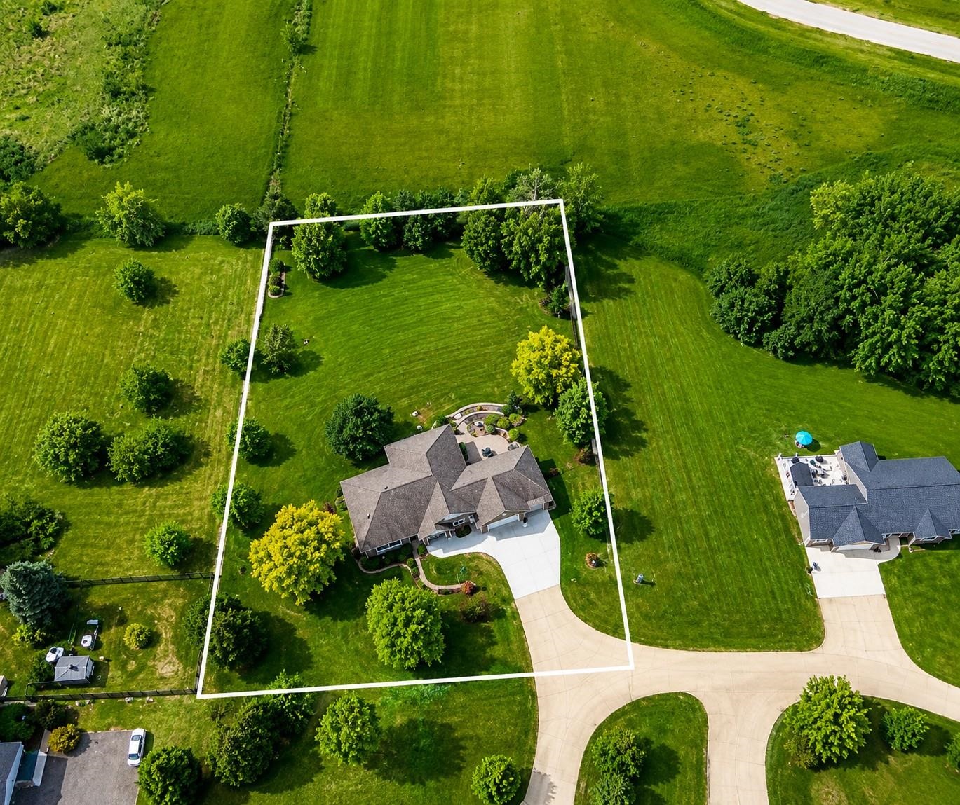 N2248 Asmus Road Monroe, WI 53566 - Photo 5 of 86