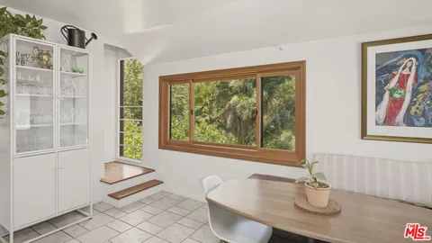 $2,595,000 | 1602 Golf Club Drive, Glendale, CA 91206