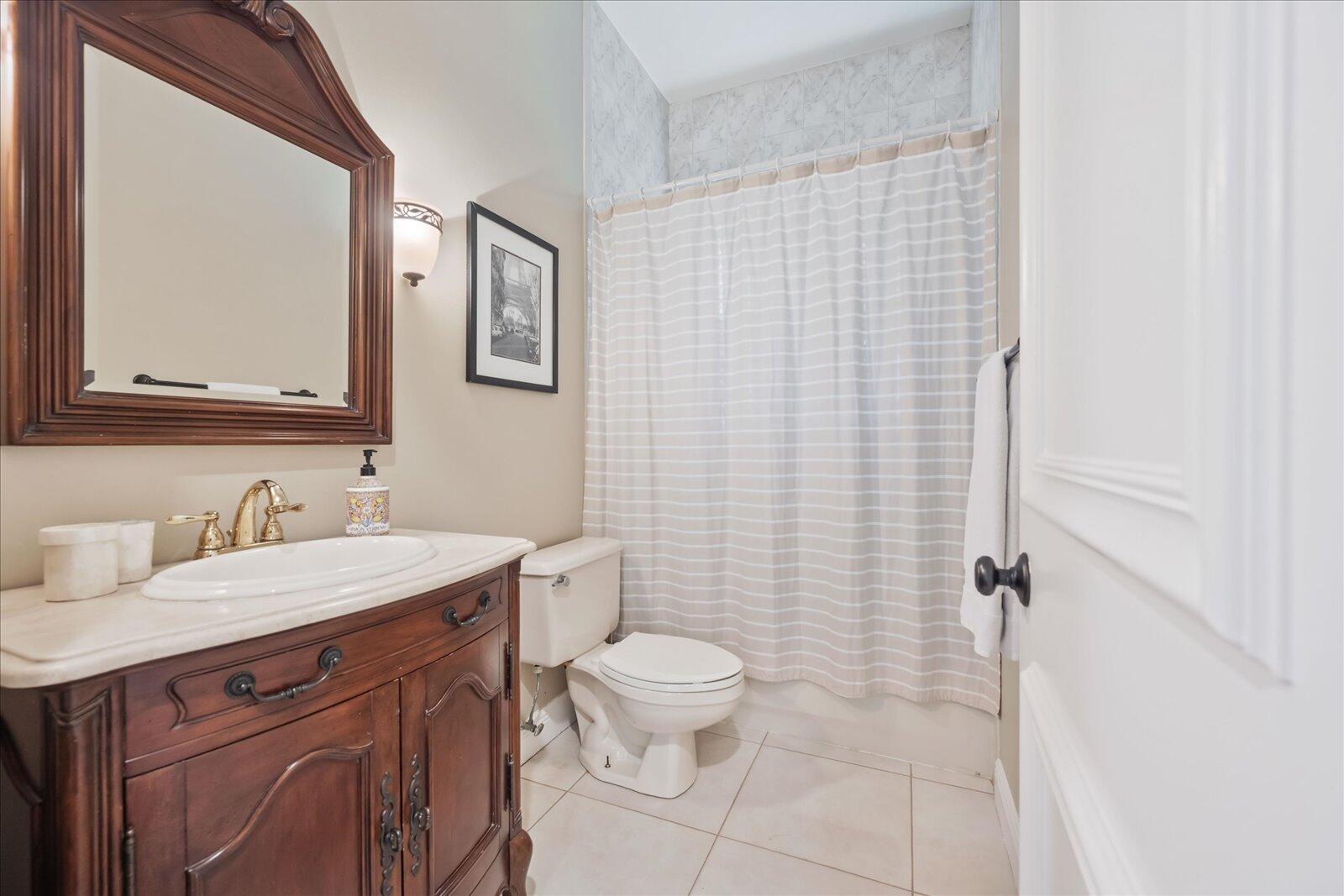 15400 Emmelman Road Wellington, FL 33414 - Photo 23 of 41 Shared bathroom 2