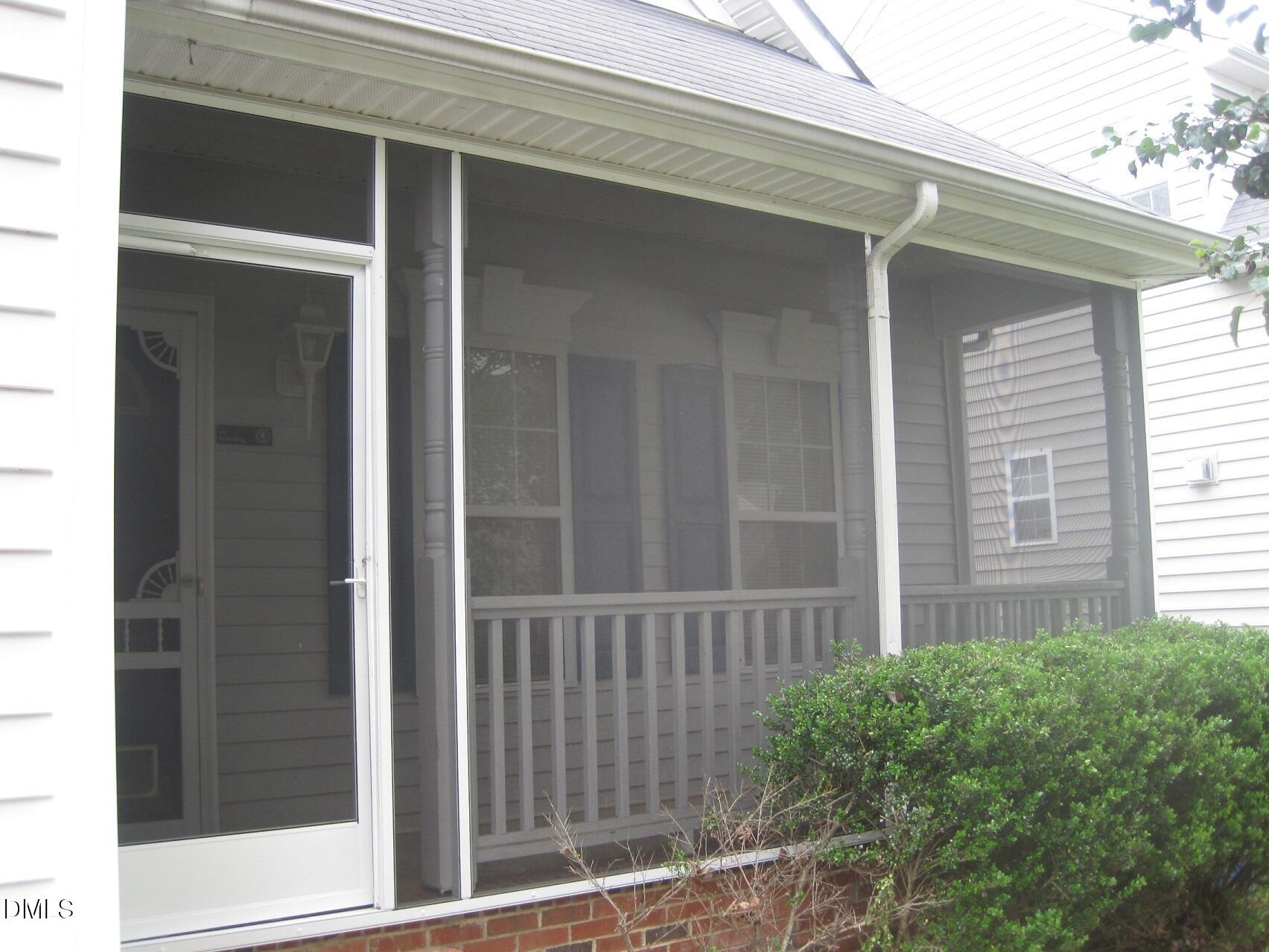 2508 Tadley Court Raleigh, NC 27603 - Photo 3 of 22 IMG_0998