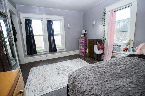 $209,900 | 421 East Street, Three Rivers, MI 49093