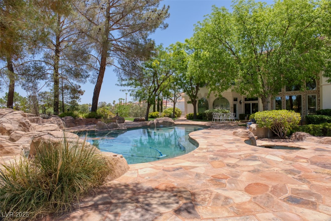 66 Innisbrook Avenue Las Vegas, NV 89113 - Photo 30 of 72