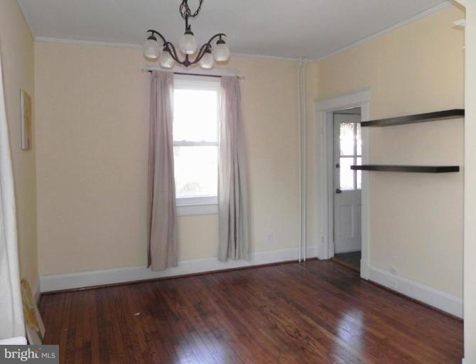 3208 Beverly Road Baltimore, MD 21214 - Photo 8 of 14 Dining Room