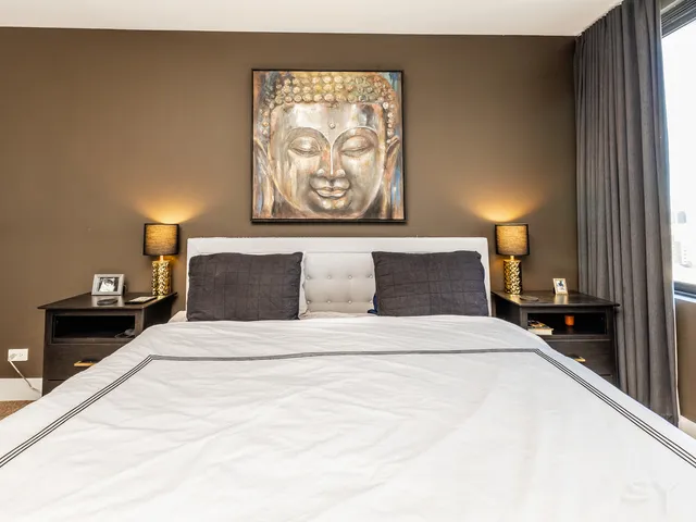 $7,500 | 2754 North Hampden Court, Unit 2105, Chicago, IL 60614