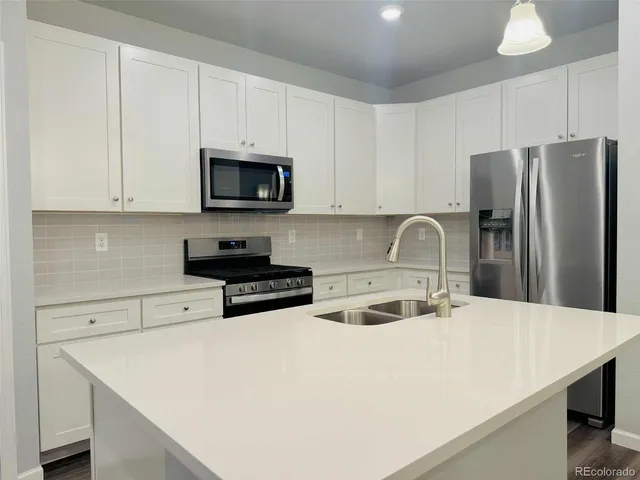 $2,950 | 1889 South Poplar Street, Denver, CO 80224