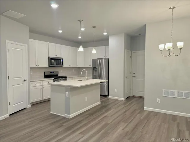 $2,950 | 1889 South Poplar Street, Denver, CO 80224