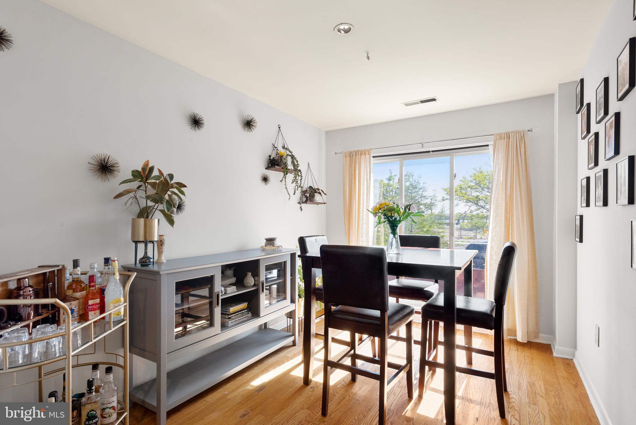 1 Christian Street, Unit 28L Philadelphia, PA 19147 - Photo 11 of 33
