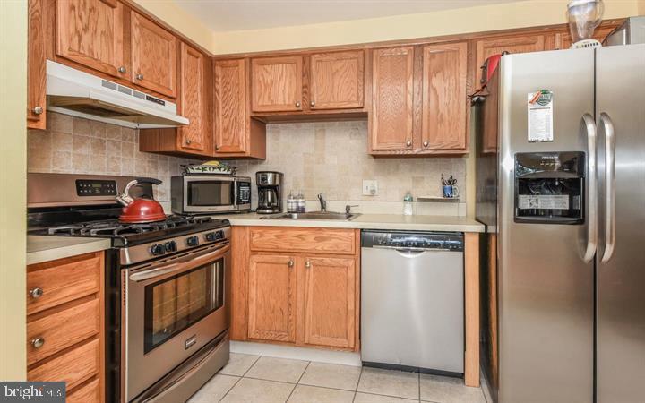 1 Christian Street, Unit 28L Philadelphia, PA 19147 - Photo 14 of 33