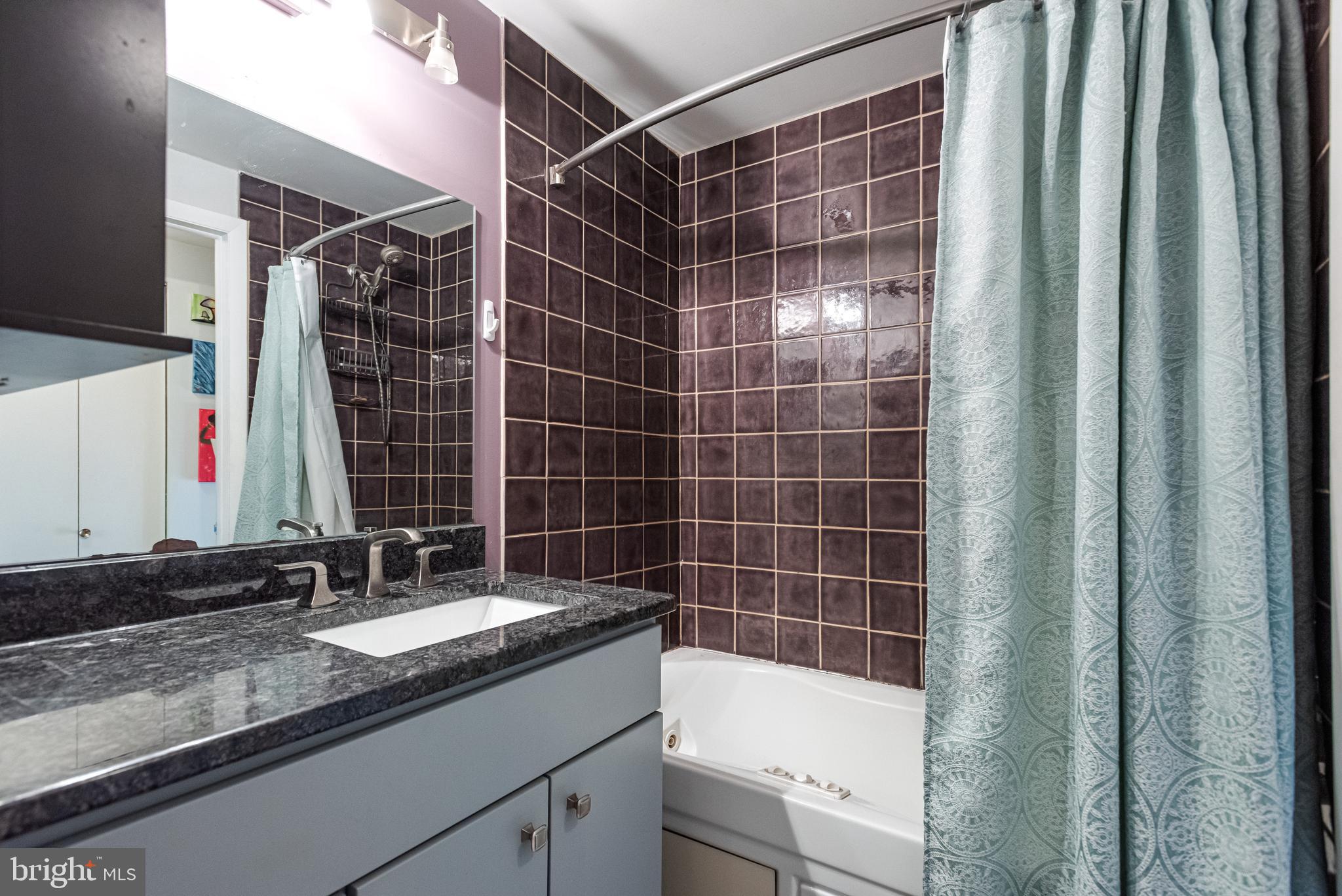 1 Christian Street, Unit 28L Philadelphia, PA 19147 - Photo 20 of 33