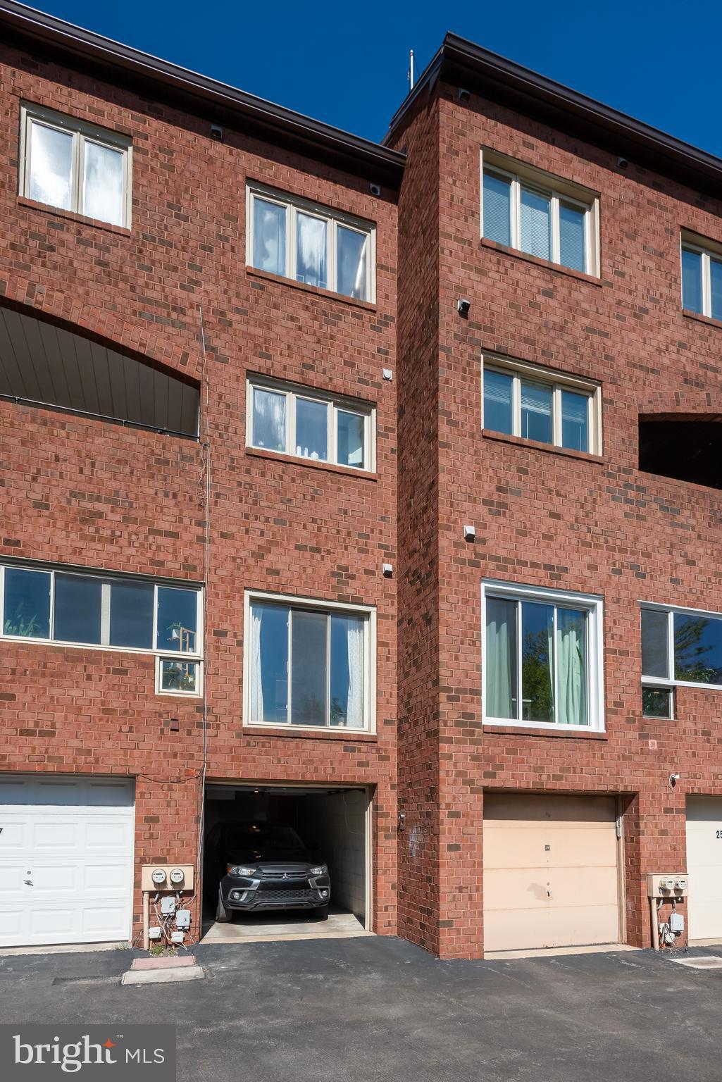 1 Christian Street, Unit 28L Philadelphia, PA 19147 - Photo 31 of 33
