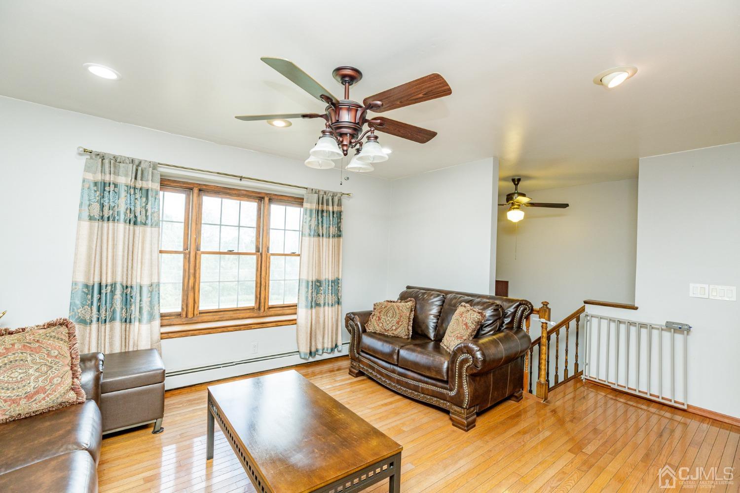 527 Rockport Road Hackettstown, NJ 07840 - Photo 4 of 40 Gallery Image 4