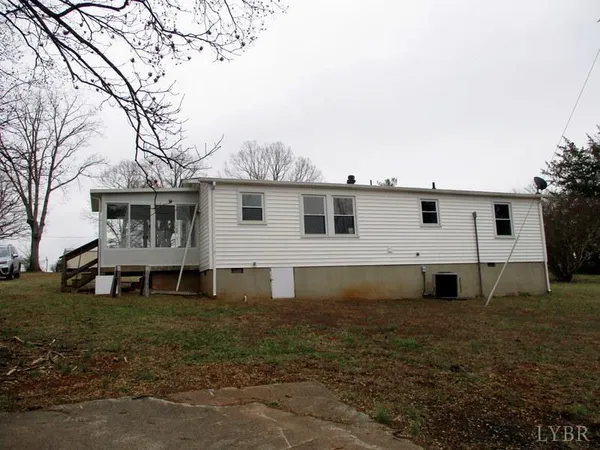 a house that has a backyard