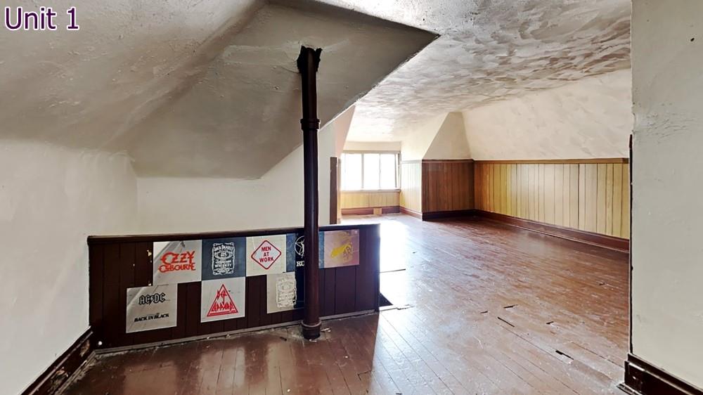 484 Teece Avenue Pittsburgh, PA 15202 - Photo 20 of 25 a view of an empty room with wooden floor