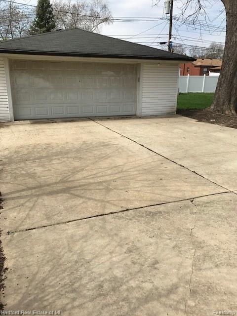 9061 Henry Ruff Road Livonia, MI 48150 - Photo 2 of 8 IMG_6040.JPG