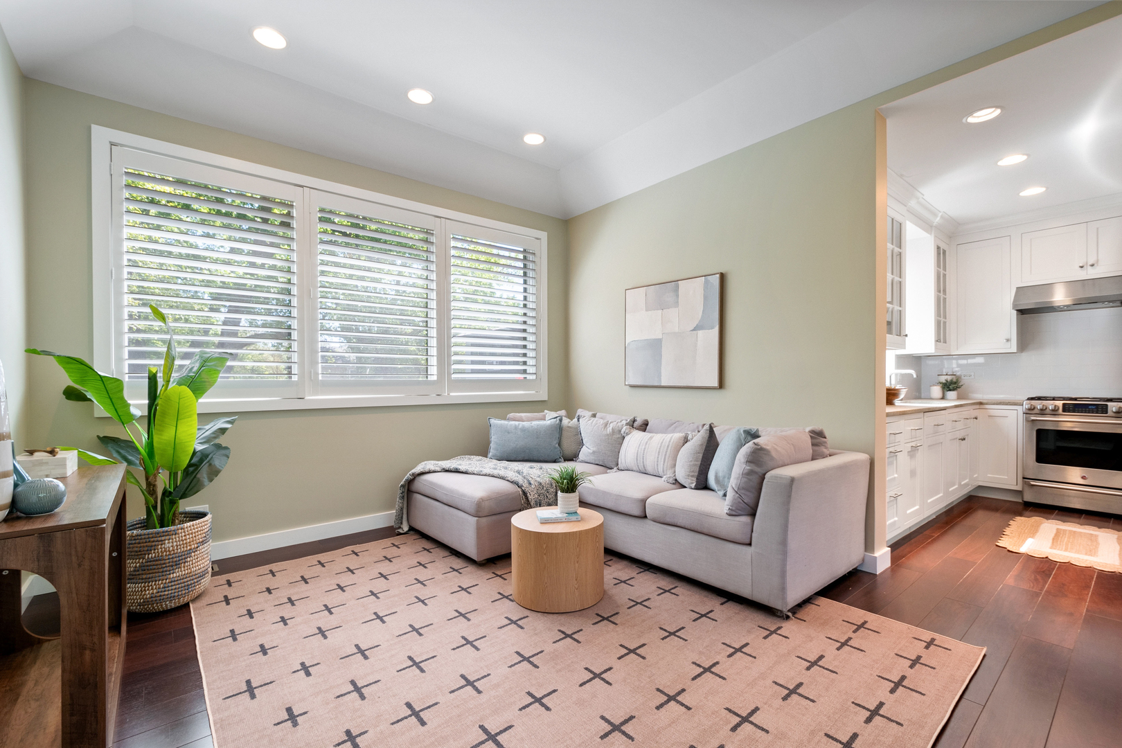 1319 Lincoln Street Evanston, IL 60201 - Photo 19 of 48