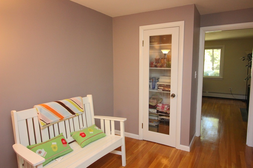 58 Oaks Road Framingham, MA 01702 - Photo 8 of 30 Gallery Image 8