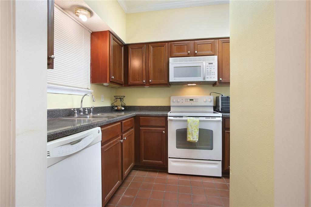 3629 Ridgelake Drive, Unit 31 Metairie, LA 70002 - Photo 4 of 16