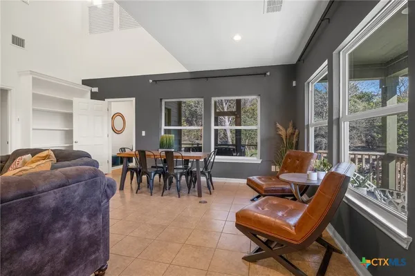 $2,500 | Undisclosed Address, New Braunfels, TX 78132