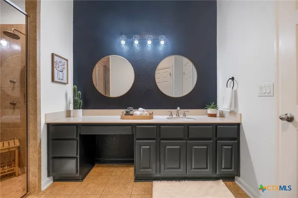 $2,500 | Undisclosed Address, New Braunfels, TX 78132