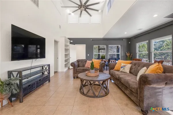 $2,500 | Undisclosed Address, New Braunfels, TX 78132