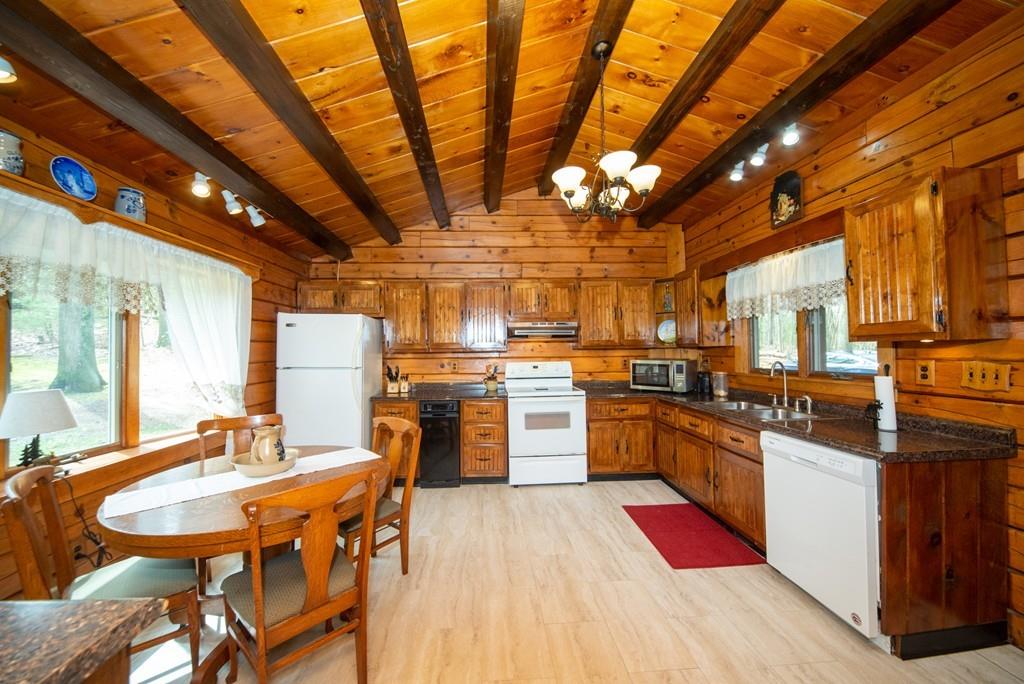 4 Woodruff Road Clinton, MA 01510 - Photo 6 of 36 Gallery Image 6