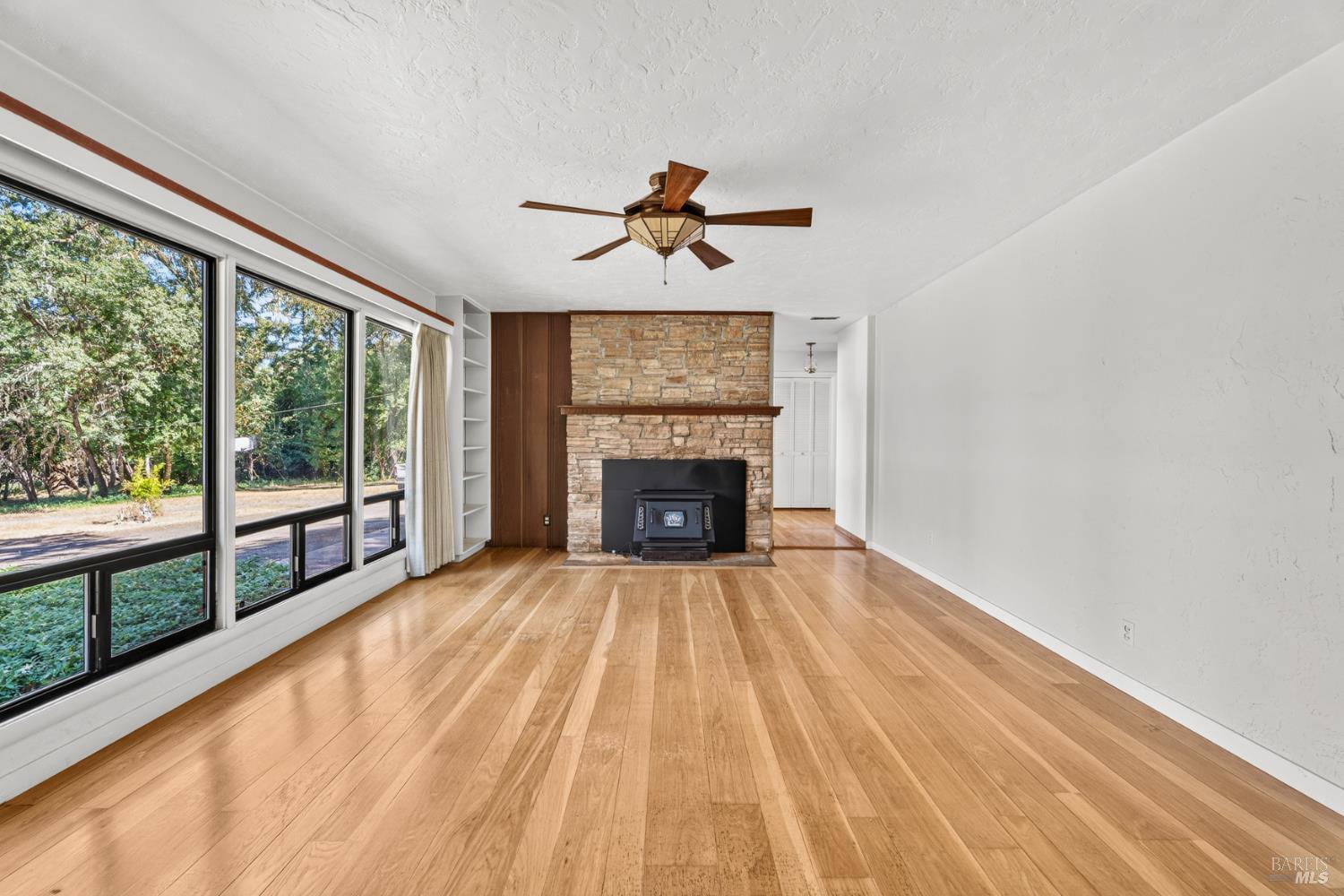 3151 Hearst Willits Road Willits, CA 95490 - Photo 12 of 34 Gallery Image 12