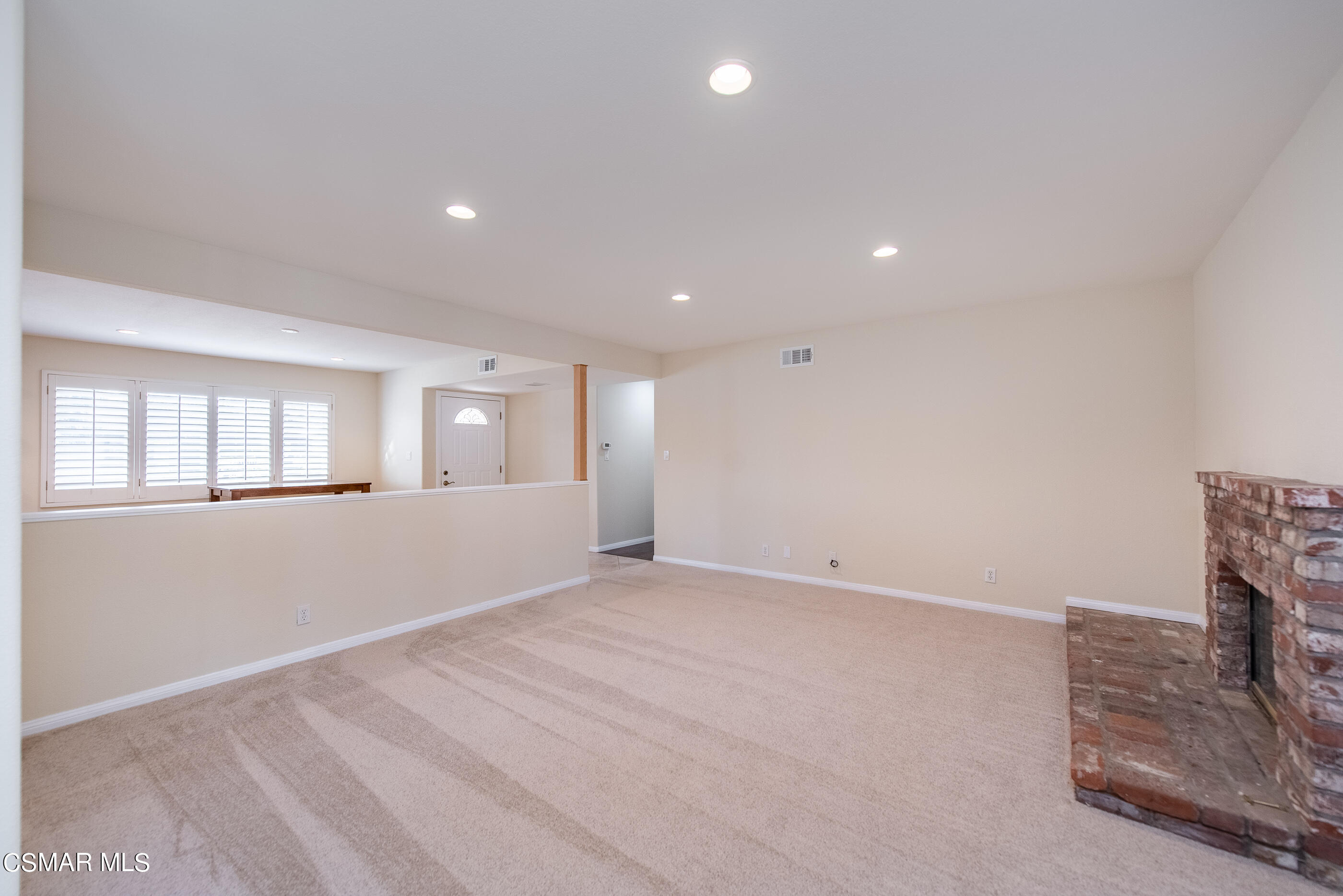 4768 Del Rio Drive Simi Valley, CA 93063 - Photo 17 of 30 4768 Del Rio Dr Simi Valley-17
