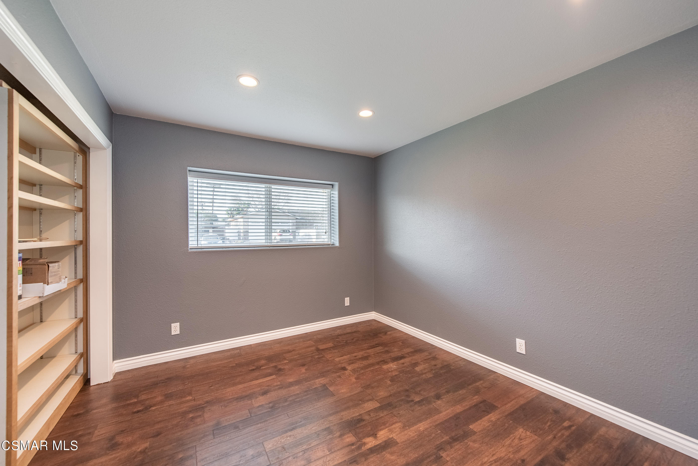 4768 Del Rio Drive Simi Valley, CA 93063 - Photo 22 of 30 4768 Del Rio Dr Simi Valley-22