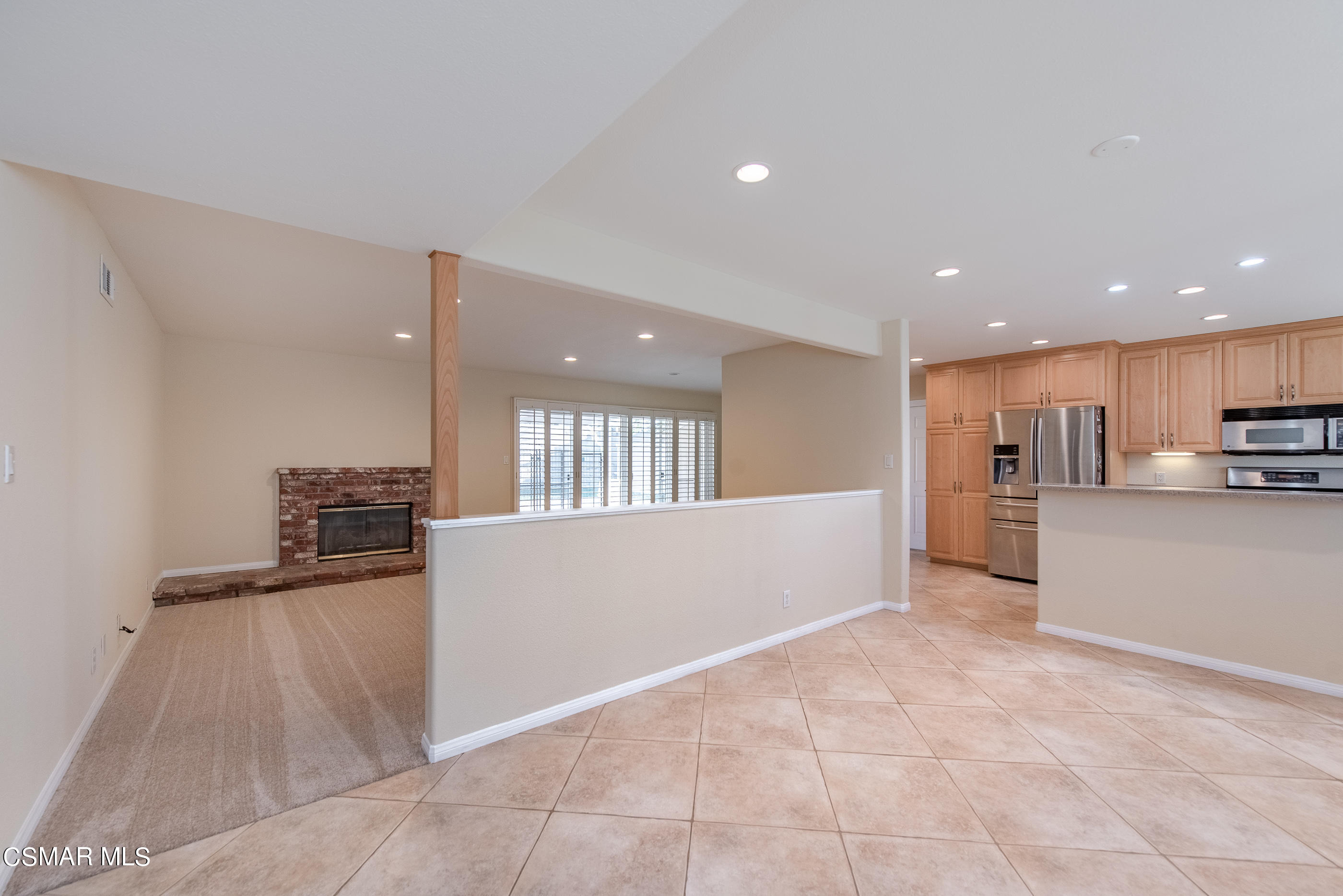 4768 Del Rio Drive Simi Valley, CA 93063 - Photo 6 of 30 4768 Del Rio Dr Simi Valley-6